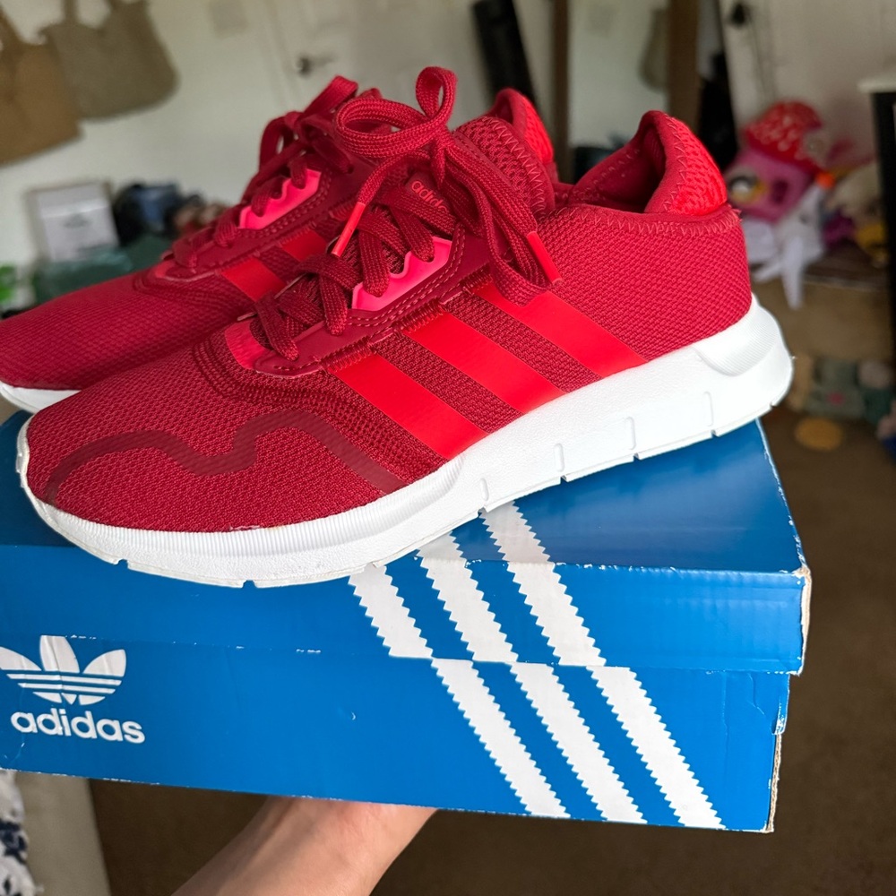 Adidas swift run XJ